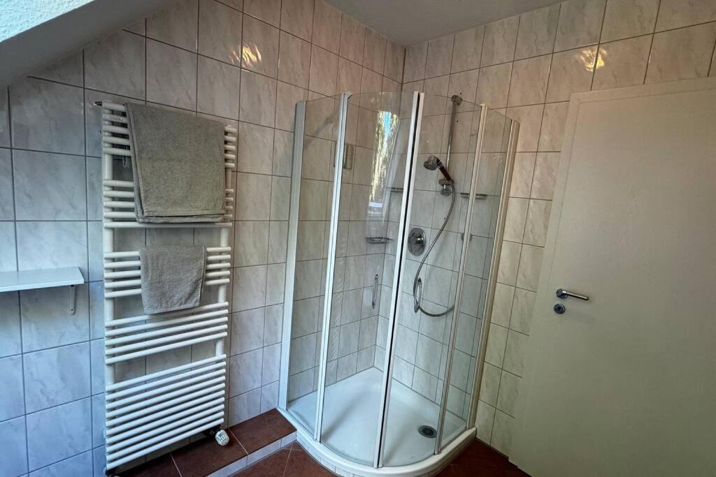Appartement - Gruen & Citynah กือเทอร์สโล ภายนอก รูปภาพ